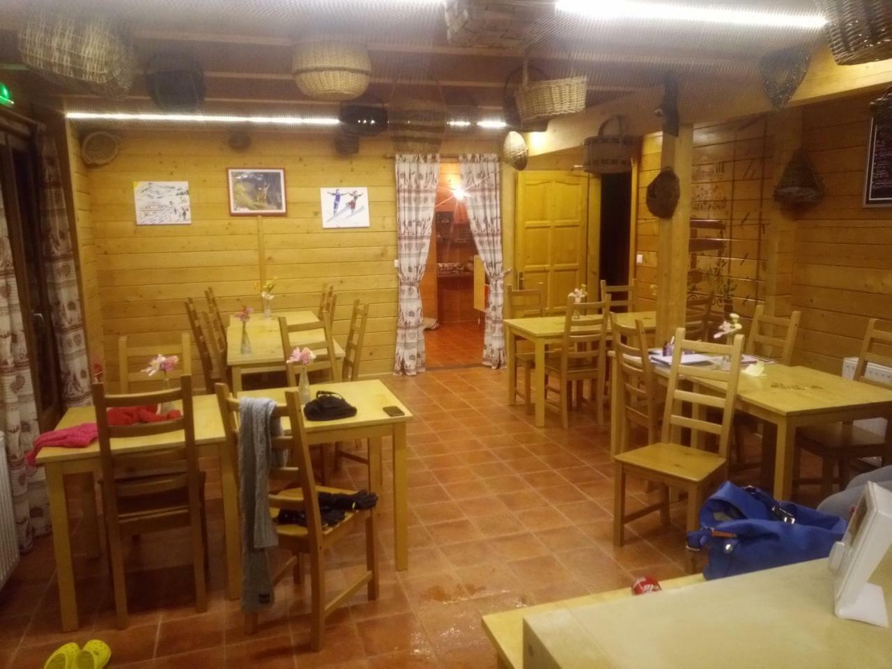 Le Chalet Des Buisses Roubion Bagian luar foto